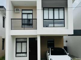 Myara Grove, villa in Iloilo City