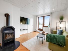 Cosmic Living by Tayo Ajayi, hotel em Zwickau