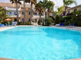 House C13 Ilios 2 Complex