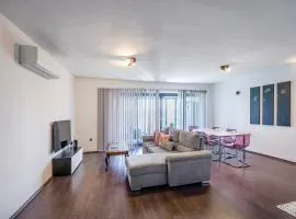 Modern Sea View Apartment in Sliema SV4
