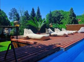 Heaven、ニシュのホテル