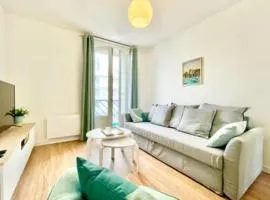 Art Deco I Center I High-Speed Wi-Fi I Bright