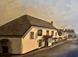 The Plume of Feathers, hotel in Truro