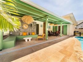 VILLA EMERAUDE - A 200m du magnifique lagon de l'Hermitage à ST GILLES LES BAINS - Villa 3 chambres avec piscine, hotel v destinaci Saint-Paul