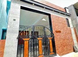 Bhargavi homes，位于哥印拜陀的酒店