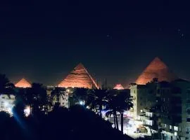 Pyramids King Night Hotel