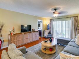 Pool and Hot Tub Access at Resort Home in Poinciana, Hotel in Poinciana