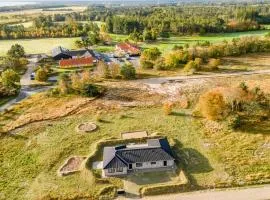 Gorgeous Home In Ålbæk With Wifi