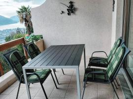 Ferienwohnung C04, hotel in Orselina