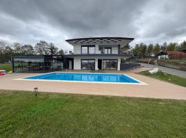 Villa Rafaela in Grevena, hotel in Grevena