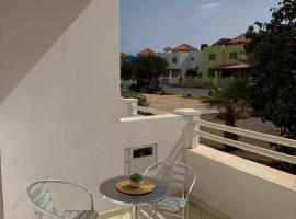 Murdeira V159D Duplex by RPG Group, hotel in Beirona