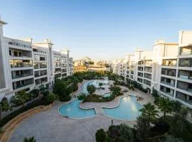 كمباوند شقة مفروشة كومباوند الامعري المطار 222