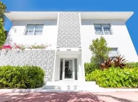 Kasa Collins Park Miami Beach Convention Center