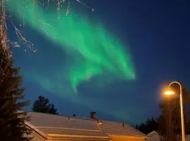 Arctic Circle Luxury House - close to Santa's Village