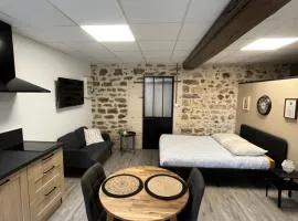 Les Pichies, Studio Dadoum, Centre ville