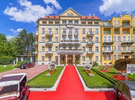 Spa Resort PAWLIK-AQUAFORUM、フランチシュコヴィ・ラーズニェのホテル