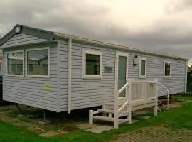 Seaview Moonstone Deluxe 6 Berth central heated FREE WIFI