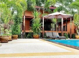 Palmthien Pool Villa Aonang