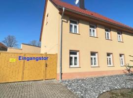 Kim Ferienwohnung A, hostel u gradu Zemerda