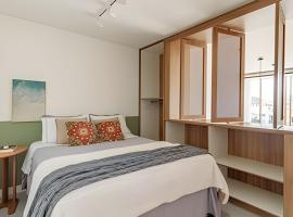 Loft Moderno, 500m Praia, Piscina, Sauna, WiFi 1GB