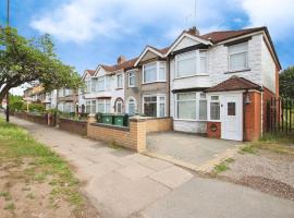 Large Coventry Stay, Family & Contractor Friendly!, hotel v destinaci Wyken