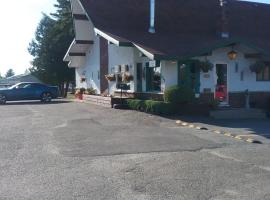 Motel les Pins, hotel di Granby