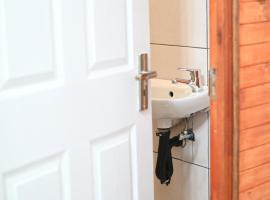 Solo Apartments, hotel v destinaci Maun