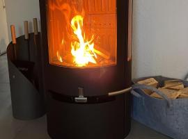 Ferienhaus am Nationalpark, Klausdorf, ca 250m bis zur Badestelle, hotel in Klausdorf Mecklenburg Vorpommern