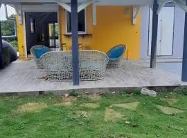 Appartement spacieux à Morne-à-l'Eau, 80 m², piscine privée