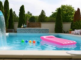 Amfora Panzió, hotel in Gyula