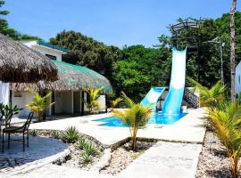 Villa del Atardecer Caribeño - JhonLimar, hotel em Corregimiento Bocachica