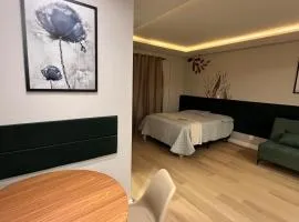 Loft Super aconchegante a 50mt da Vila Germânica com estacionamento gratuito