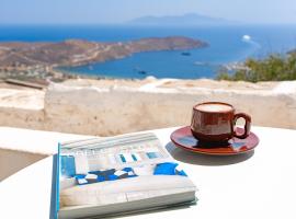 Traditional Hora House Serifos, hotel in Serifos