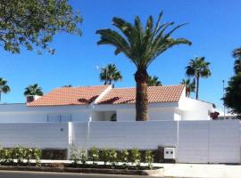 Casa Maspalomas private pool, Bbq and private parking，馬斯帕洛馬斯的飯店
