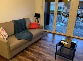 Studio lumineux avec terrasse