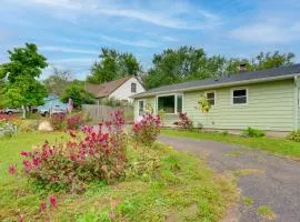 6 Mi to Dtwn St Paul Family-Friendly Home!