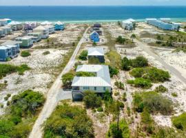 Whitesands Beach House - North, hotel i Fort Morgan