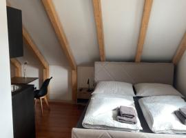 Schönes und modernes Apartment VS, hotel v destinaci Villingen-Schwenningen