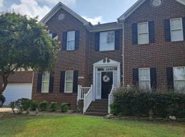 The Cardinal Room, homestay in Raleigh