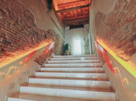 Duomo Room Comacchio, hotel in Comacchio