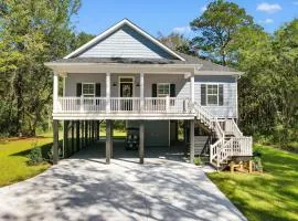 Munn Hub Live the Dream 4 Bdrm Home with Pool