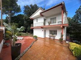 Casa Fritz, Hotel in Llagostera