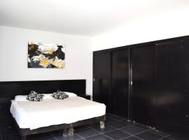 Bounaterra Lofts, hotel in León