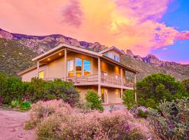 Luxury of the Ritz set in the National Forest, Unterkunft zur Selbstverpflegung in Albuquerque