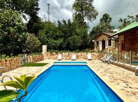 Cabaña en la Mesa de los Santos - Pony Parque, βίλα σε Piedecuesta