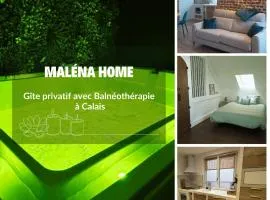 Private cottage with hot tub