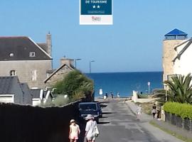 Saint-Nic에 위치한 호텔 Appartement cosy 100m plage de Pentrez