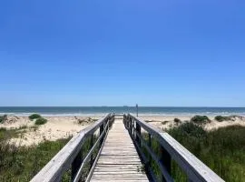 Beachy Days Starry Nights Seabreeze Oasis Awaits