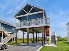 Modern Steps to Beach Shared Pool & Playground