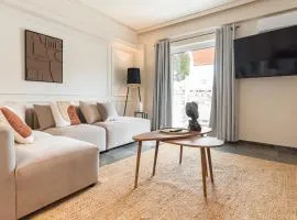 Elegant 3 Bdr Apartment City Retreat in Kypseli